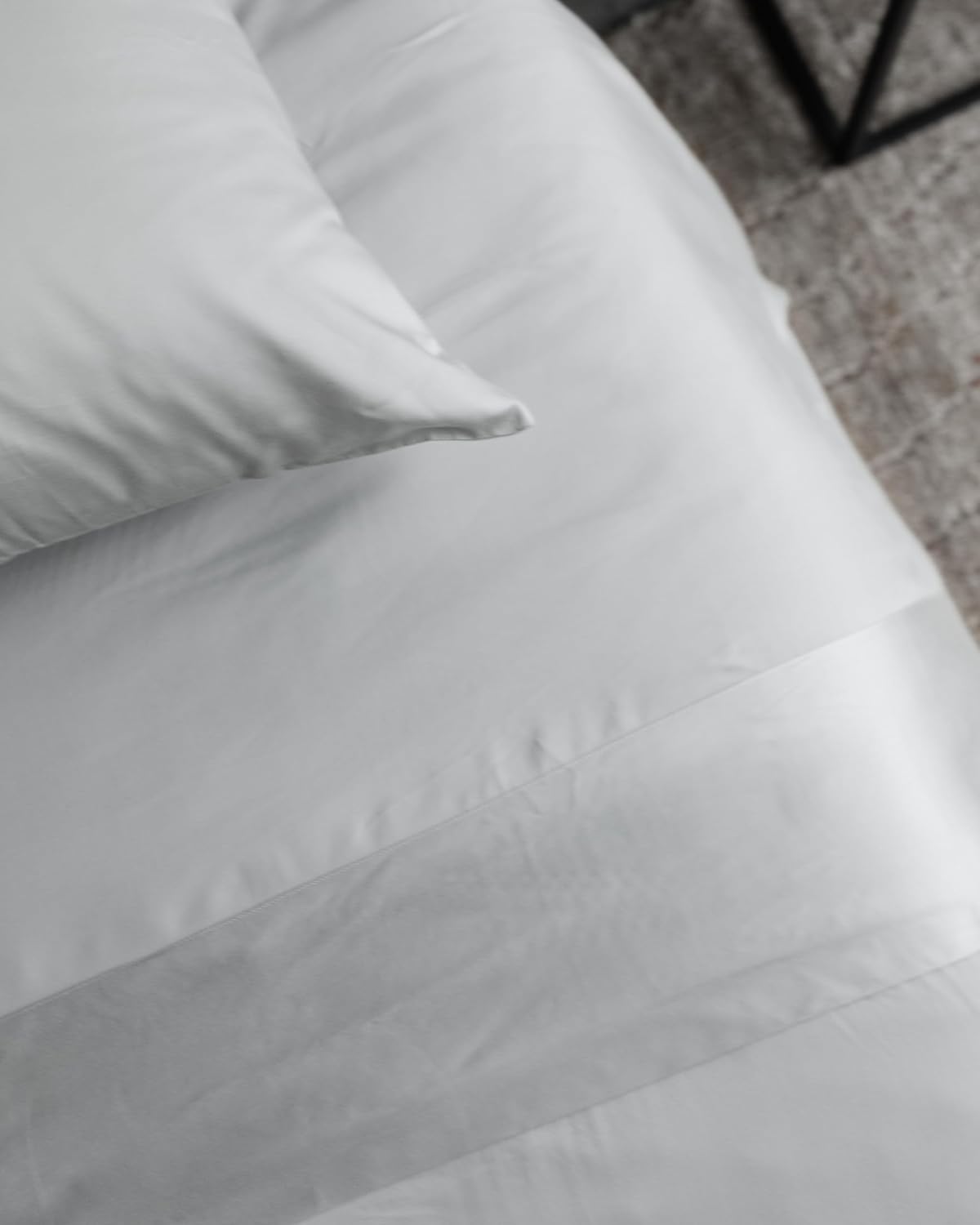 Cozy Earth Luxury Bed Sheet Set - 100% Viscose from Bamboo Fabric, Ultra-Soft & Breathable, Fits Regular & Deep Pocket Mattresses up to 20" - 4 Pieces Queen Sheet Set Gray