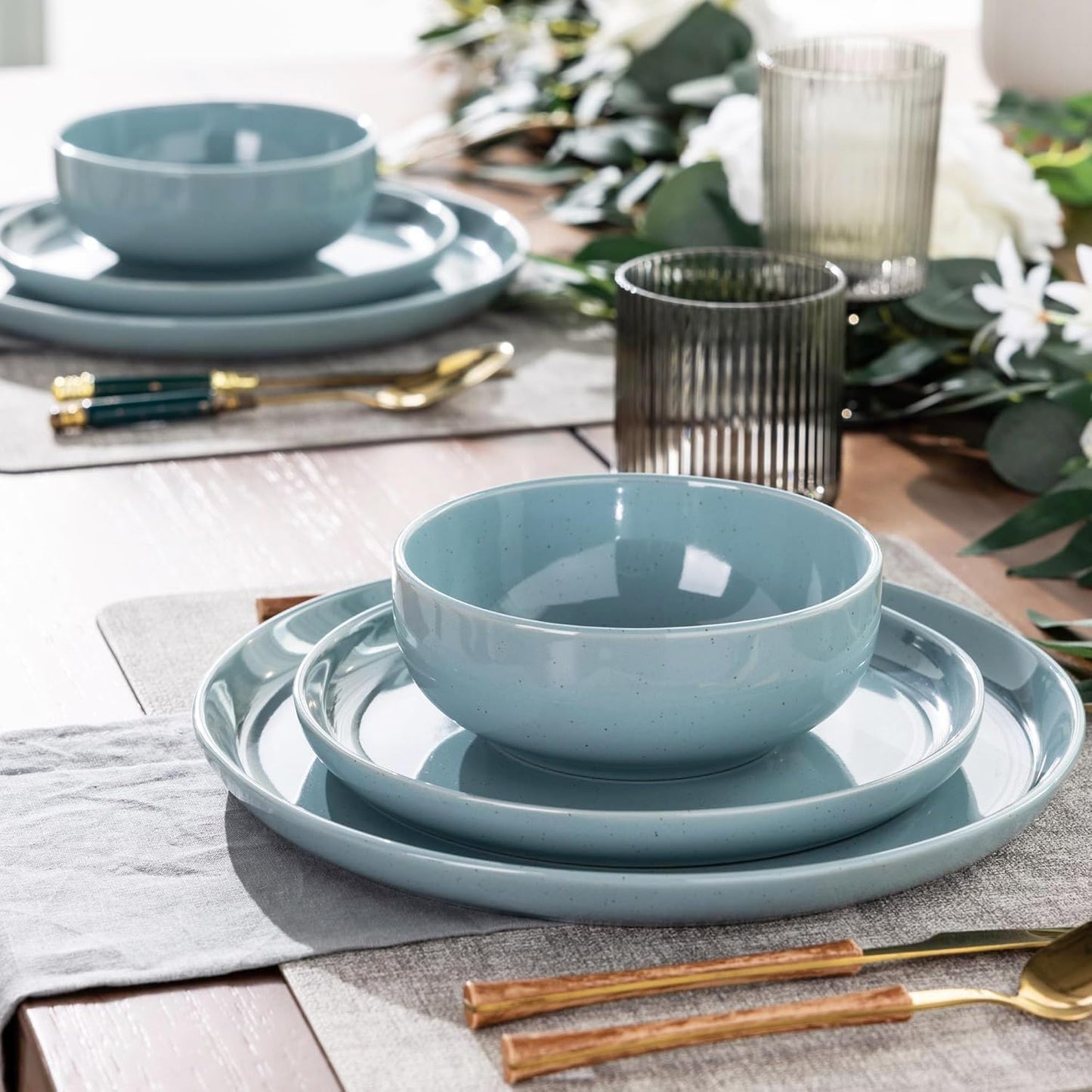 GBHOME Ceramic Dinnerware Sets for 6, 18pcs Stoneware Plates and Bowls Sets, Handmade Chip and Scratch Resistant Dishes Set, Dishwasher & Microwave Safe