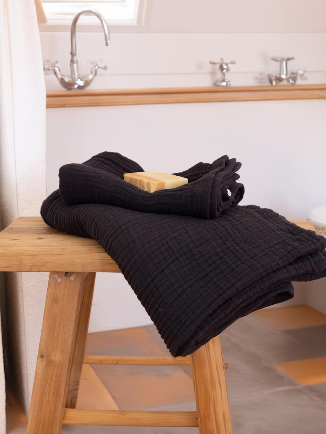 Muslin Hand Towel Pack of 4 18"x34" Inch Large Size - 100% Turkish Cotton, Thin, Soft, Quick-Dry, Lint-Free, Hand Towels (Black, Pack of 4 Hand Towels)