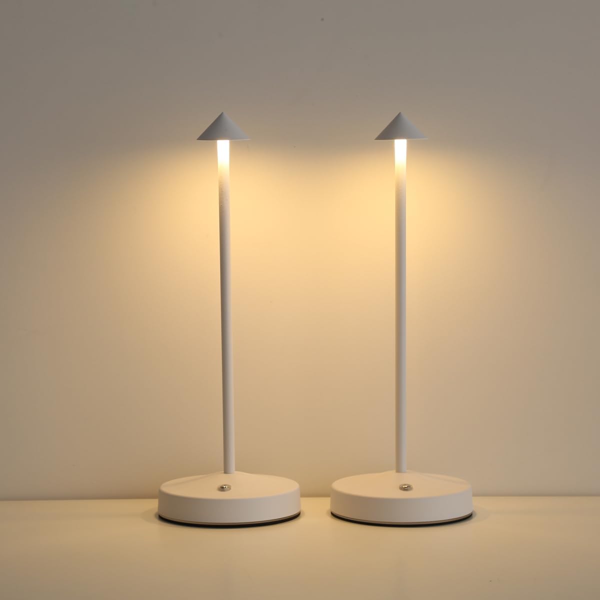 Rechargeable Cordless Lamps,3000mAh Battery Operated Table Lamp,Portable LED Touch 2 Levels Brightness Dimmable Bar Lamp,Battery Powered Lamps for Bars,Restaurant,Living Room(2 Pack,White)