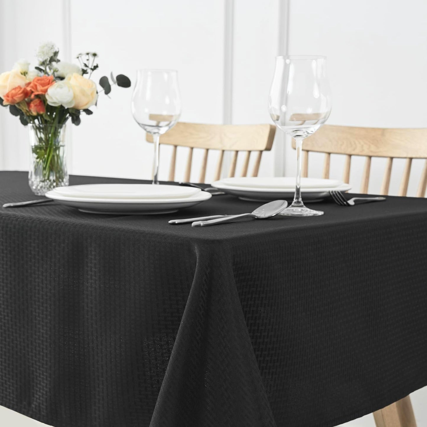 maxmill Square Tablecloth Weaved Texture Stain Resistant Waterproof Wrinkle Resistant Washable Soft Table Cloth, Decorative Fabric Table Cover for Dining Room Dinner and Parties, 52 x 52 Inch, Black