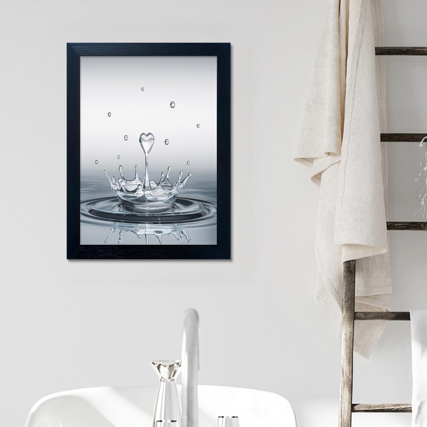 Bathroom Pictures Wall Decor Heart Water Drop Splash Canvas Print Artwork Framed Bathroom Wall Art Modern Painting Artworks for Home Office Decoration