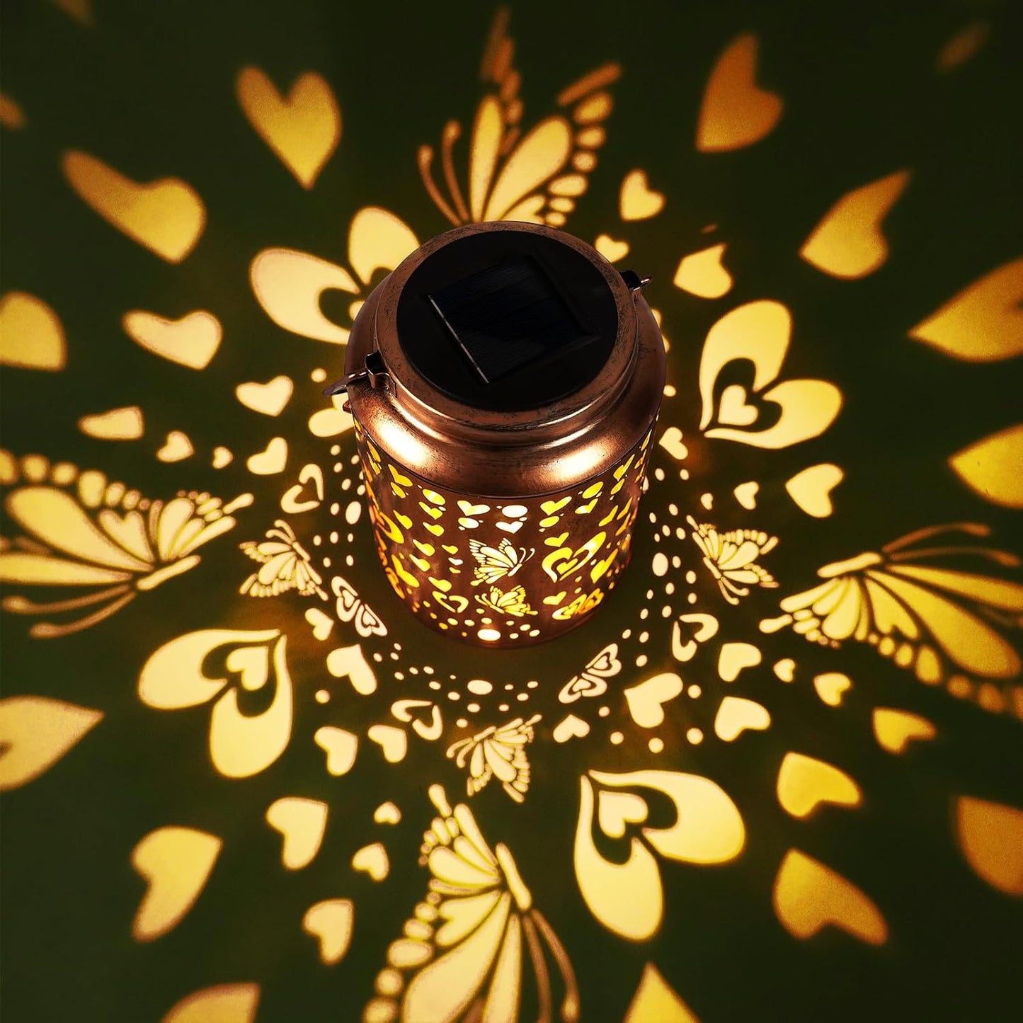 Solar Lanterns Outdoor, Love Mom Lantern Garden Decor Waterproof Decor Light Hanging Solar Lights Yard Decor, Gifts for Women, Gifts for Mom, Gifts for Grandma