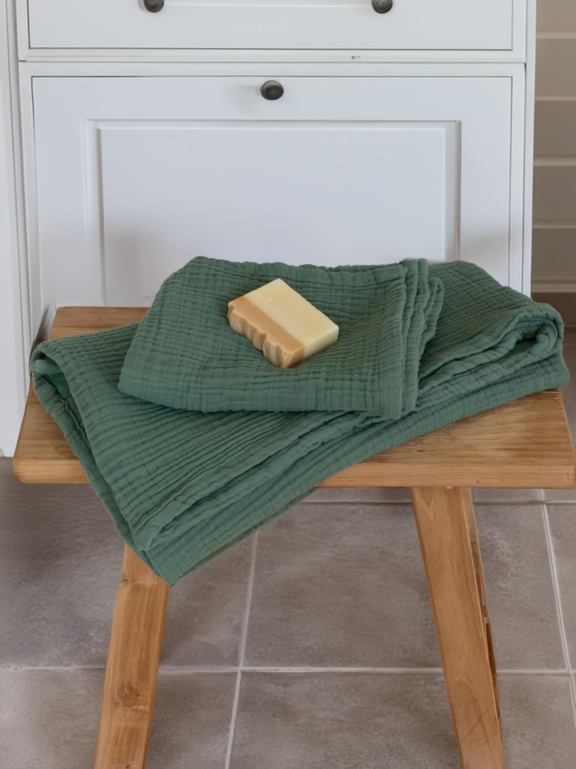 Muslin Hand Towel Pack of 4 18"x34" Inch Large Size, 100% Turkish Cotton, Thin, Soft, Quick-Dry, Lint-Free, Hand Towels (Green, Pack of 4 Hand Towels)