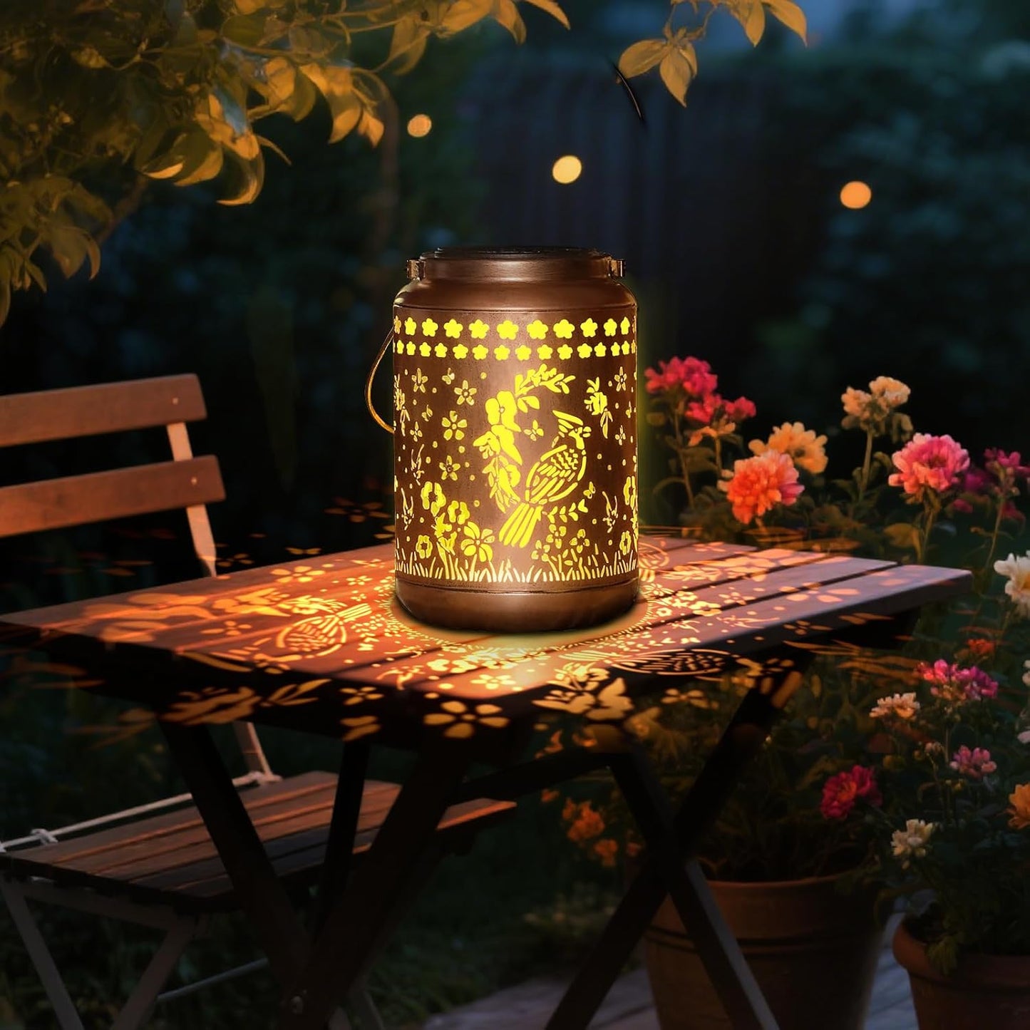 Cardinal Solar Lantern Outdoor Cardinal Decor Garden Decor Waterproof Decor Light Hanging Solar Lights Yard Decor, Gifts for Women Gifts for Mom Gifts for Grandma Cardinal Gifts