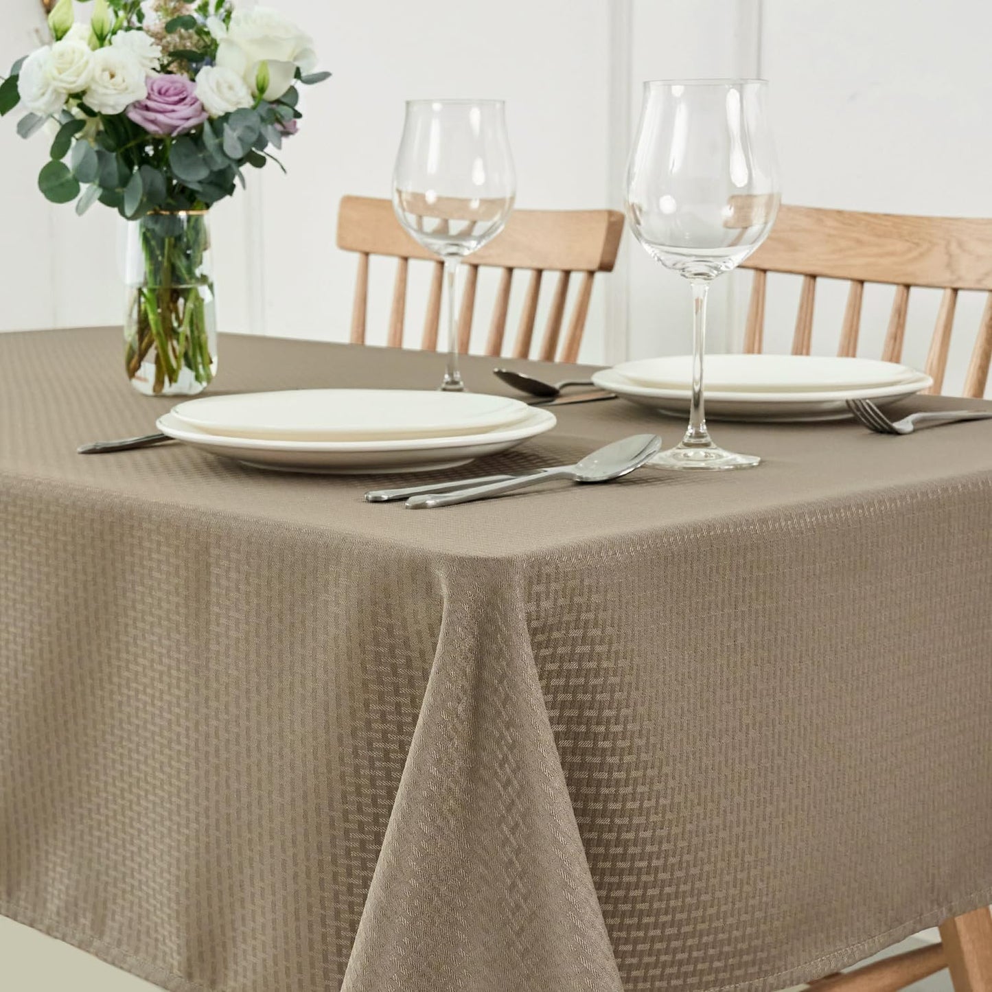 maxmill Weaved Texture Tablecloth Water Resistance Antiwrinkle Spillproof Soft Washable Table Cloth for Dining Room, Buffet Banquet Parties Holiday Dinner, Rectangular 60 x 108 Inch, Brown