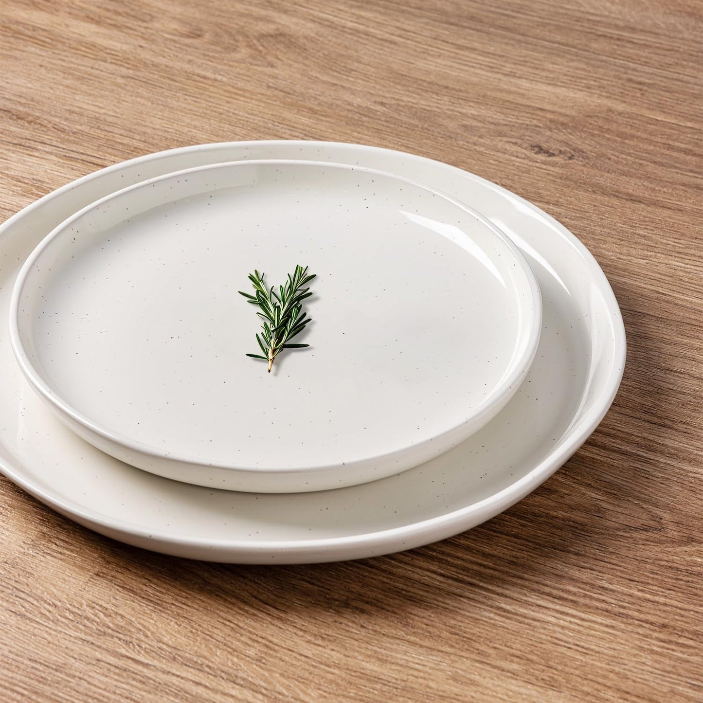 GBHOME Ceramic Dinnerware Sets for 6, 18pcs Stoneware Plates and Bowls Sets, Handmade Chip and Scratch Resistant Dishes Set, Dishwasher & Microwave Safe