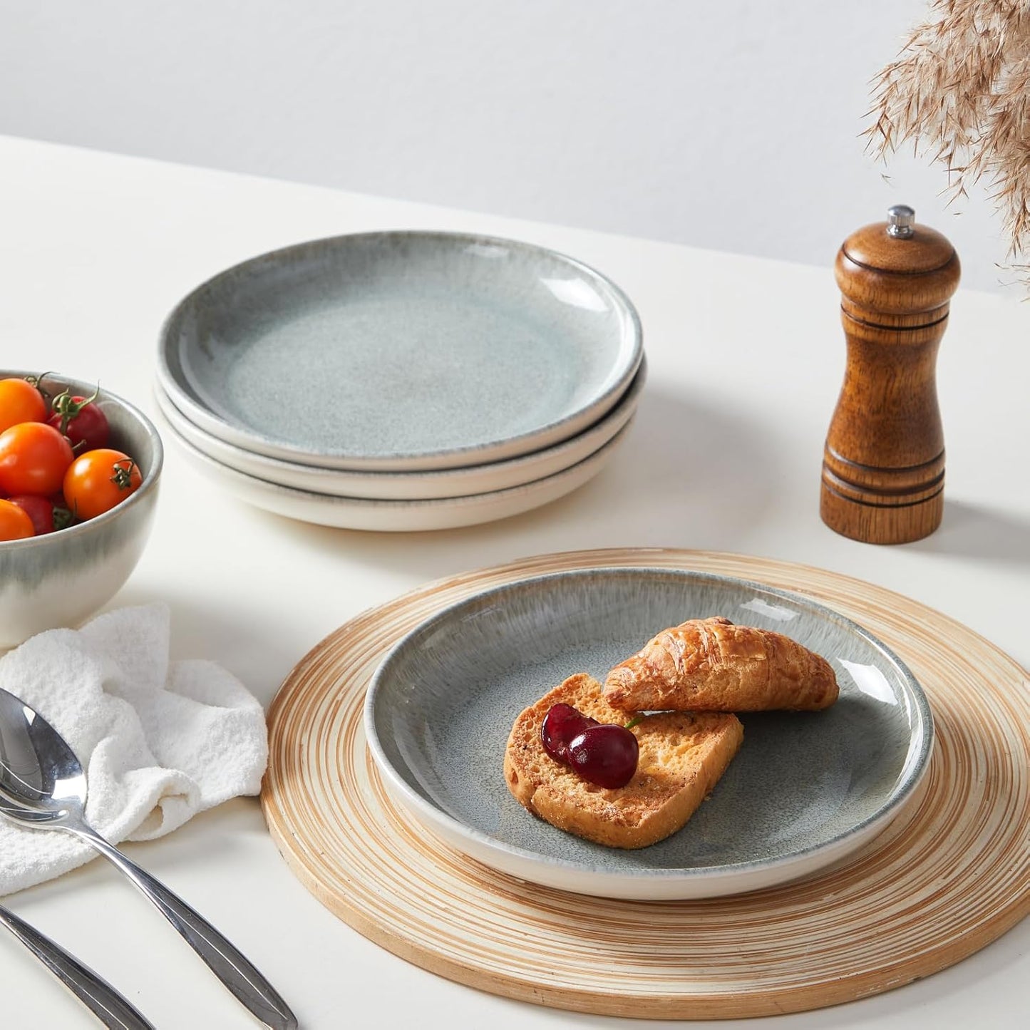 Gradient Green Stoneware Dinnerware Sets, 12 pcs Reactive Glaze Plates and Bowls Sets, Handmade Ceramic Round Dishes Set for 4, Highly Chip and Crack Resistant Modern Plate Set