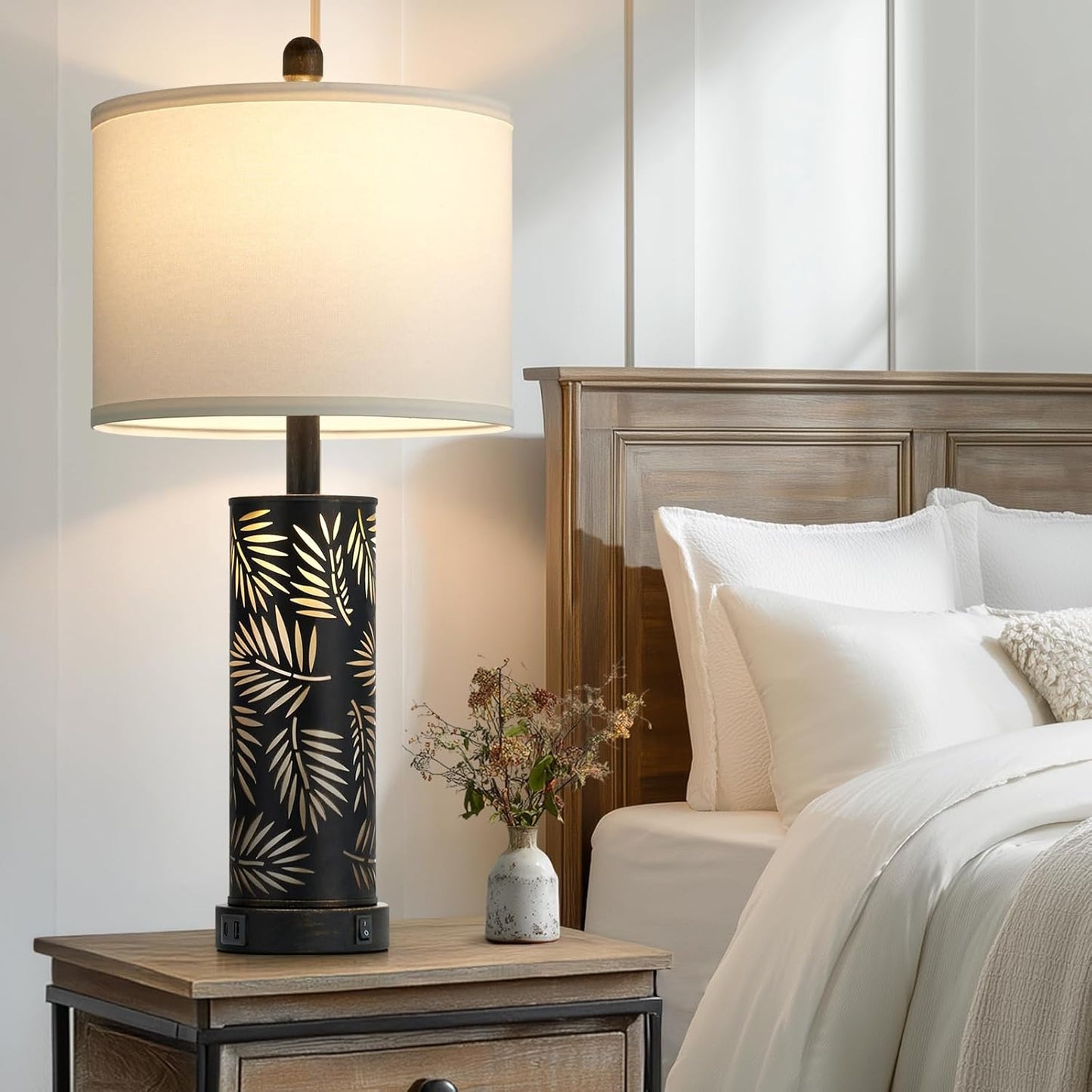 Set of 2 Rustic Table Lamps for Living Room Bedroom, Vintage Farmhouse Nightstand Lamp with 2 USB Ports, Hollow Out Black Metel Lamp for End Table with Nightlight (Retro Black)