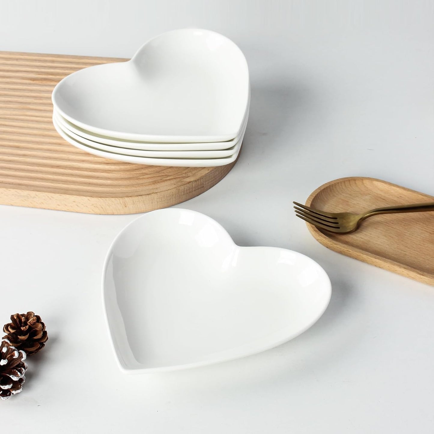 10 Pack Ceramic Appetizer & Dessert Plates, 7.5 Inch White Heart Shape Plates for Elegant Dessert Display, Lightweight Small Lunch Plate, Oven, Dishwasher & Microwave Safe