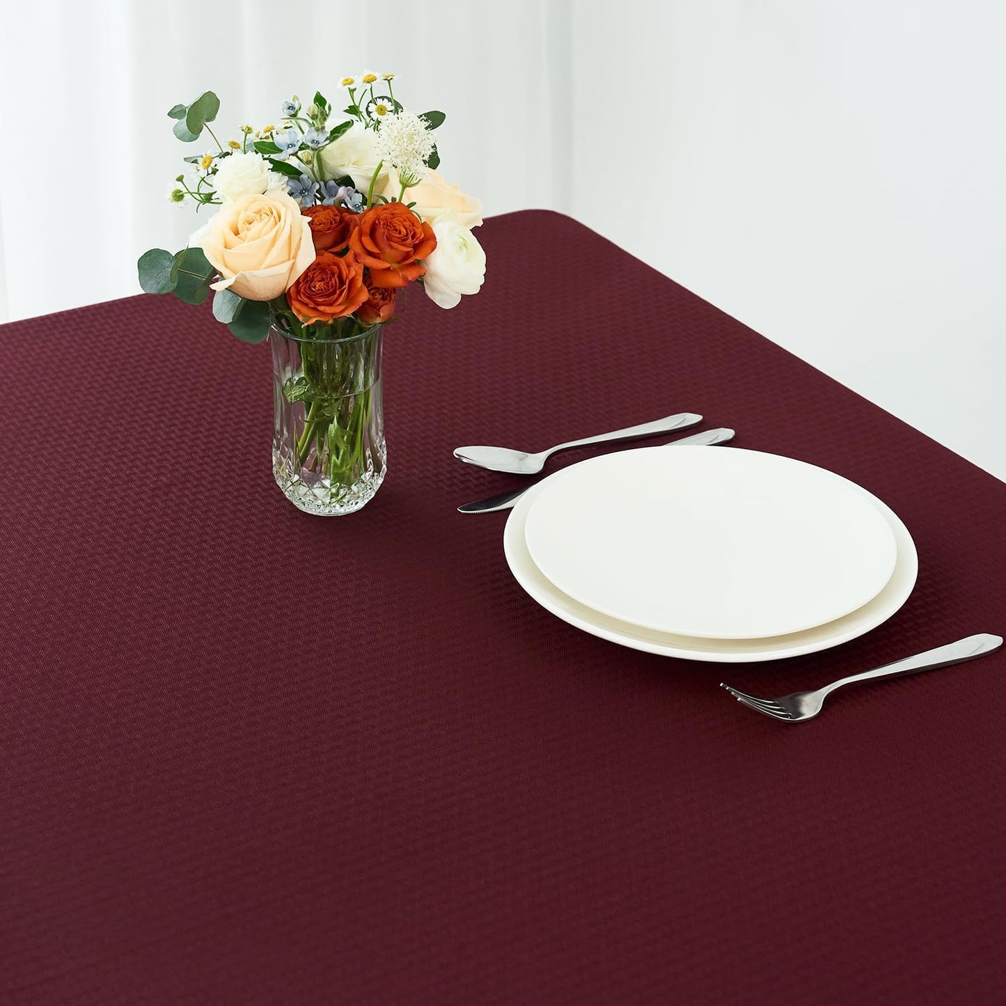 maxmill Rectangle Tablecloth Weaved Texture Design Water Resistant Wrinkle Free Spill-Proof, Soft Table Cloth for Dining Room Decoration, Banquet Parties Event Holiday Dinner, 52 x 84 Inch Burgundy