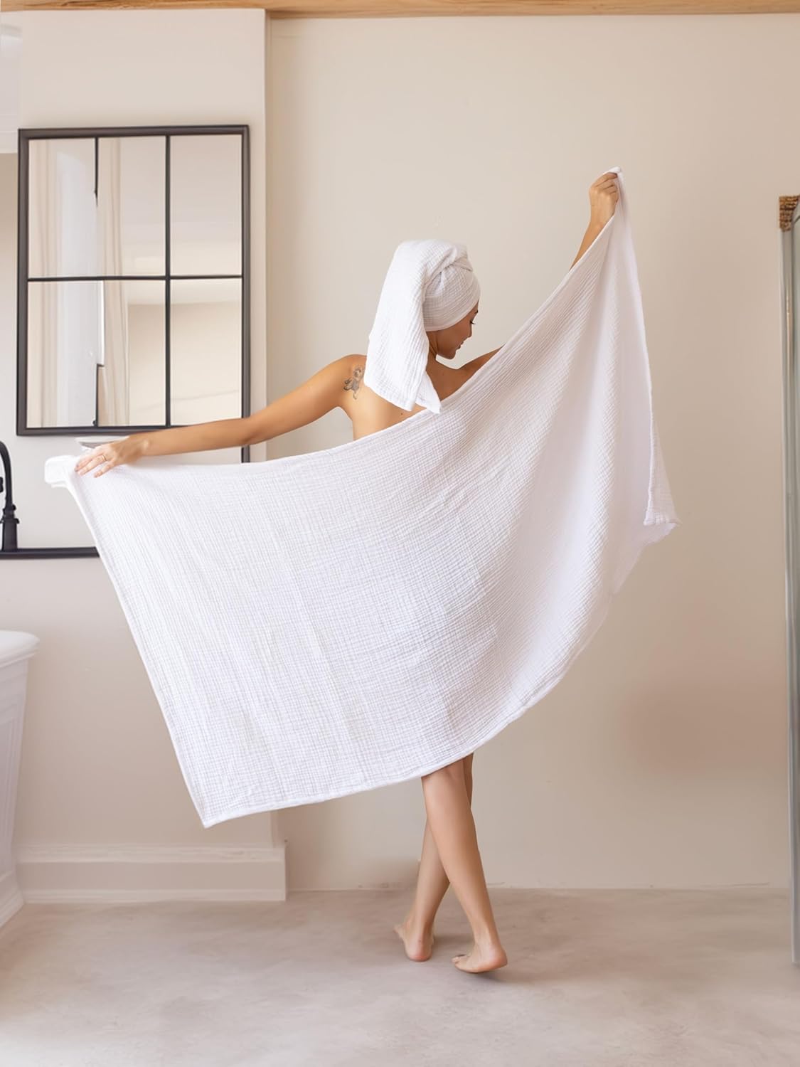 Muslin Bath Towels Pack of 2, Luxury 100% Turkish Cotton Thin Soft Quick-Dry Lint-Free Large Size Bath Hand Bathroom Towel Sets (White, Pack of 2 Bath Towels)