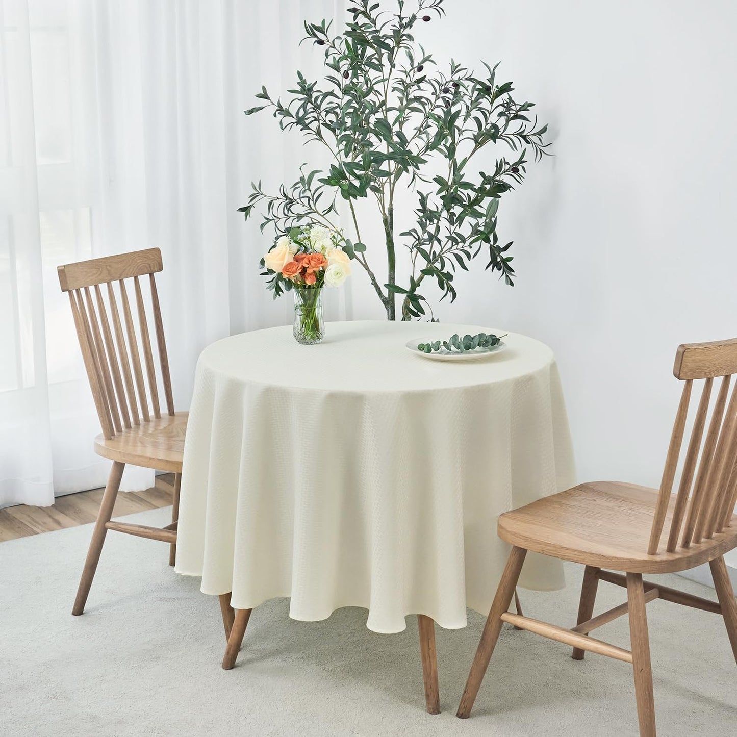 maxmill Round Weaved Texture Design Tablecloth Spill-Proof Wrinkle Free Soft Washable Table Cloth for Circular Table Cover, for Dining Room Buffet Banquet Parties Holiday Dinner, 70 Inch Ivory