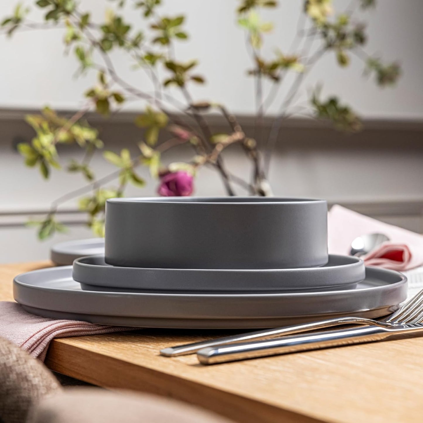 over&back 16-Piece Stackable Dinnerware Dish Set - Stoneware Dishes - Includes 4 Dinner Plates, 4 Salad Plates, 4 Cereal Bowls, and 4 Dinner Bowls - All-Occasion Place Settings - Semi-Matte Charcoal