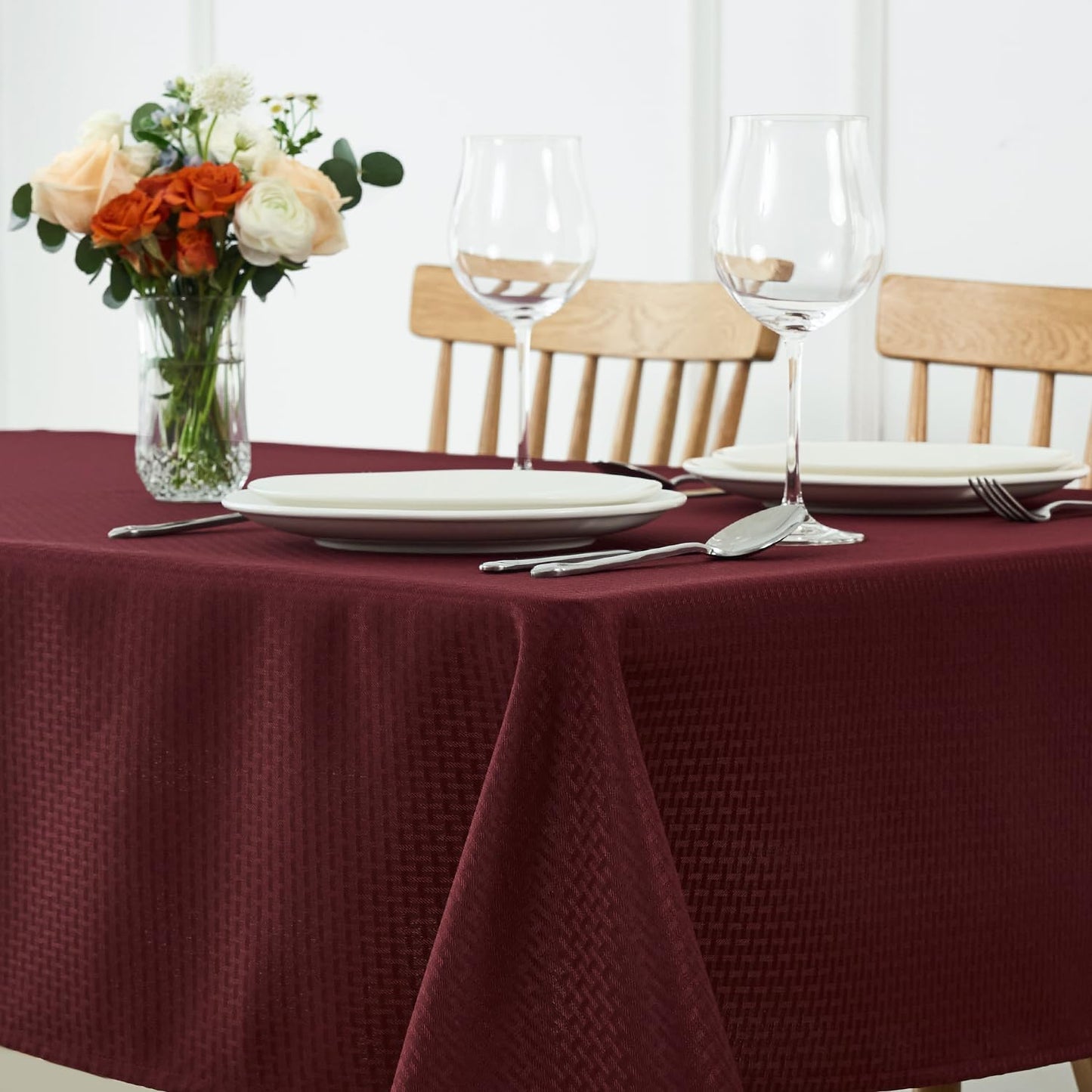 maxmill Weaved Texture Tablecloth Water Resistance Antiwrinkle Spillproof Soft Washable Table Cloth for Dining Room, Buffet Banquet Parties Holiday Dinner, Rectangular 60 x 108 Inch, Burgundy