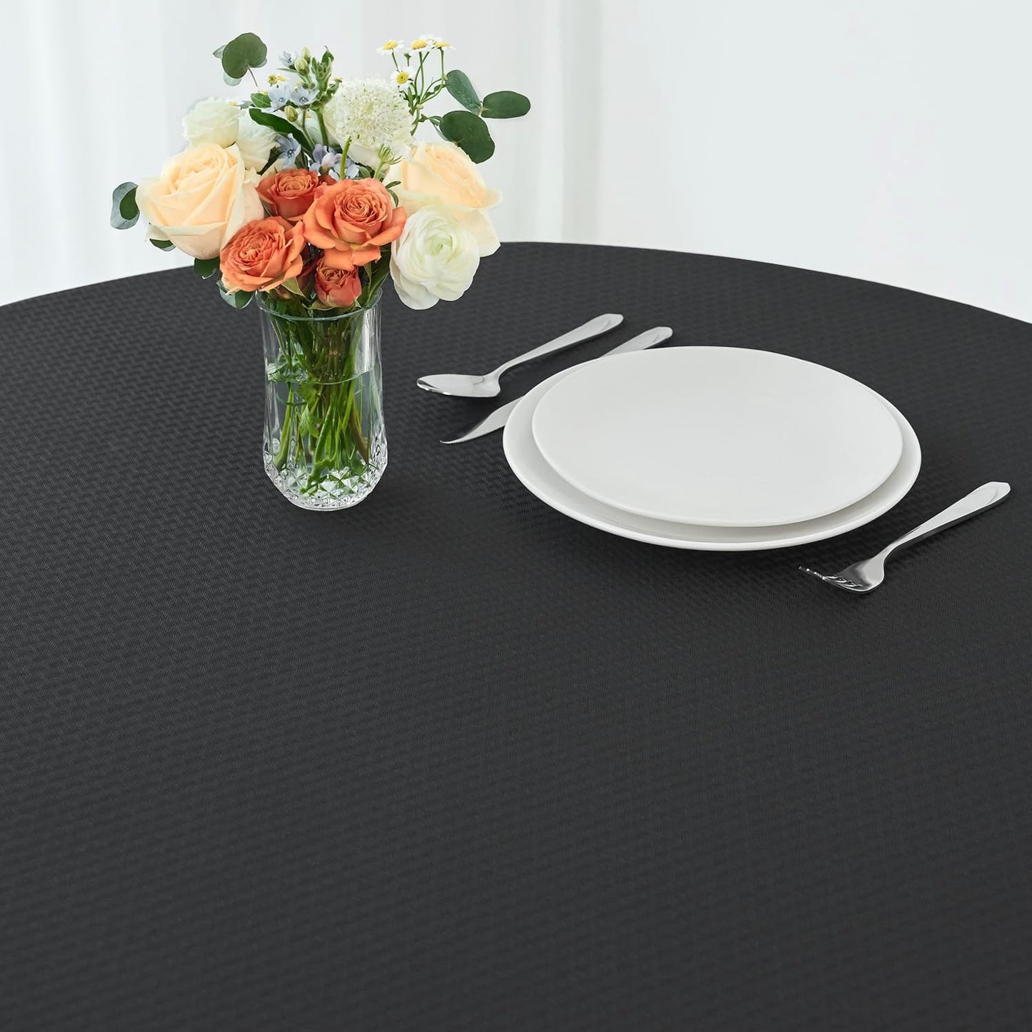maxmill Round Weaved Texture Design Tablecloth Spill-Proof Wrinkle Free Soft Washable Table Cloth for Circular Table Cover, for Dining Room Buffet Banquet Parties Holiday Dinner, 70 Inch Black
