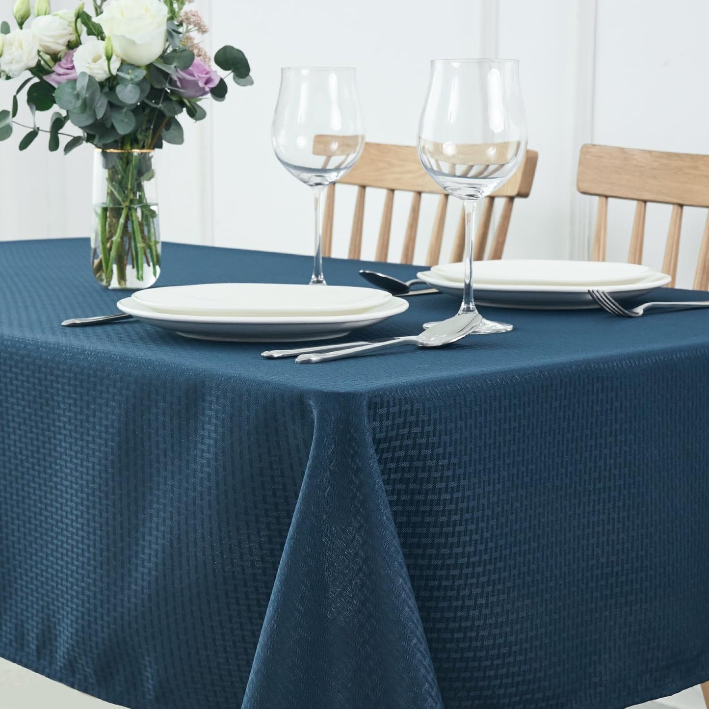 maxmill Weaved Texture Tablecloth Water Resistance Antiwrinkle Spillproof Soft Washable Table Cloth for Dining Room, Buffet Banquet Parties Holiday Dinner, Rectangular 60 x 108 Inch, Navy Blue