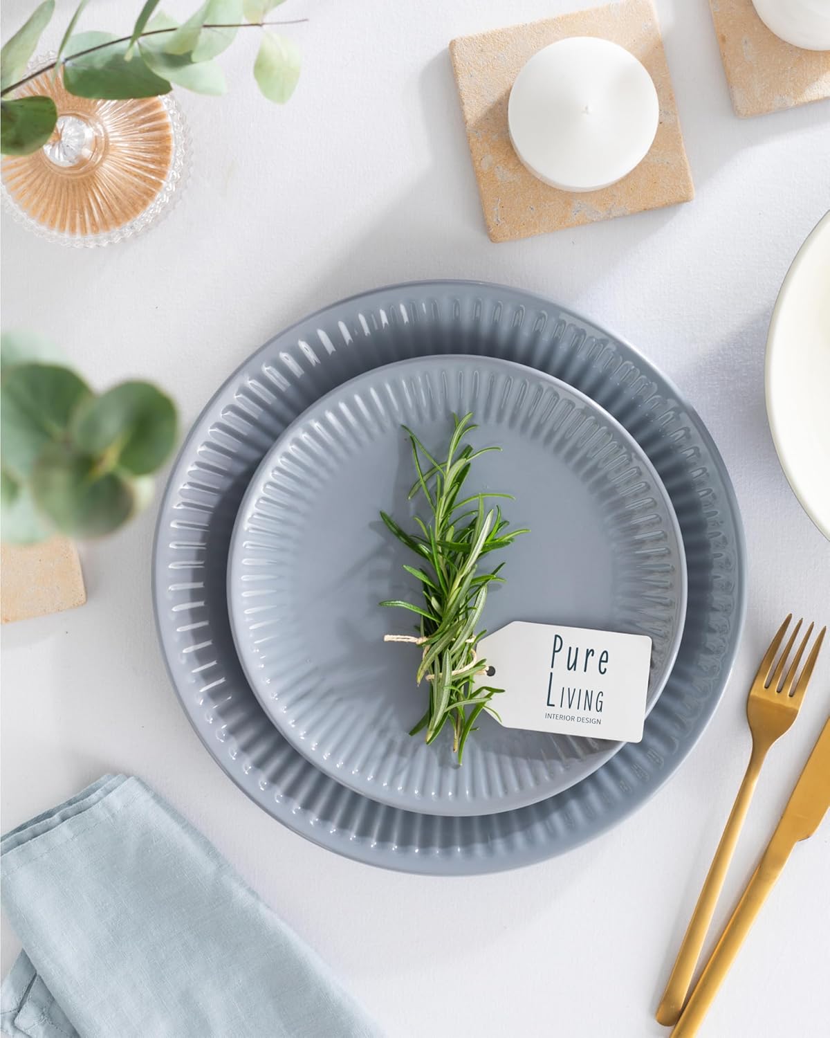 Stoneware Dinnerware Set for 4 People HYGGE 12-Piece - Elegant Scandi Design - Premium Dish Set - Bowl and Plate Set - Tableware for 4 People in a Ribbed Design - Pure Living in Gray-Blue