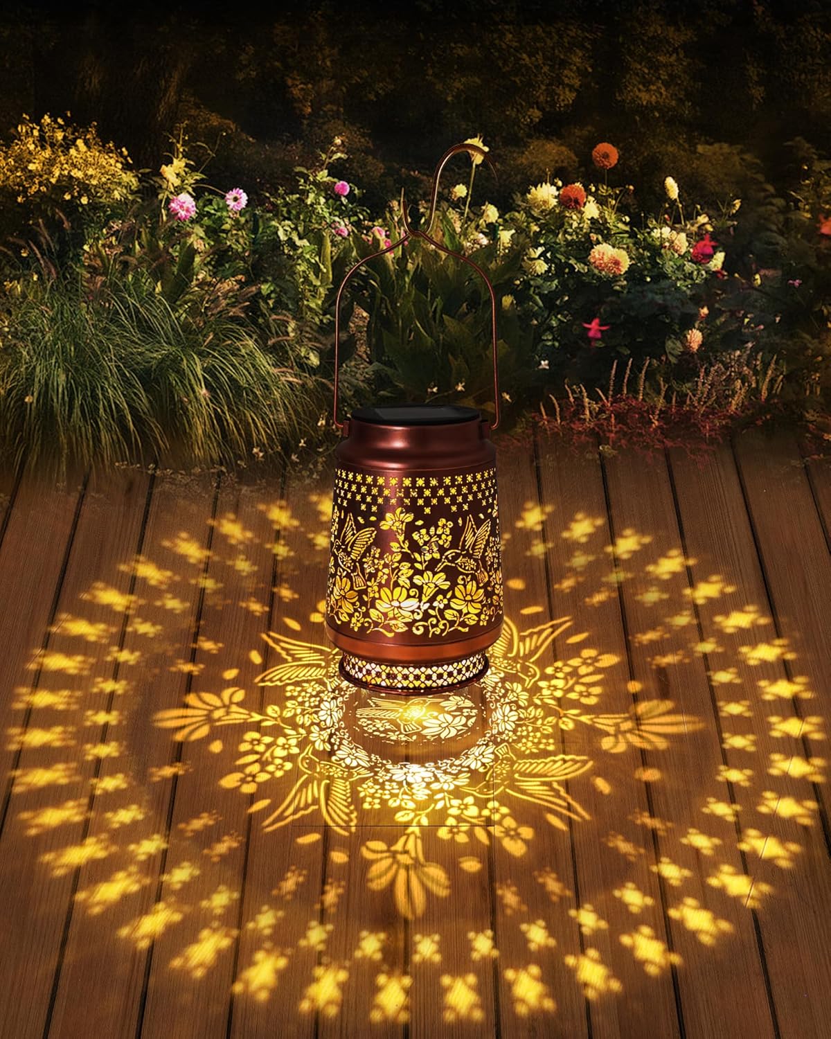 Hummingbird Solar Lanterns Outdoor Waterproof, Garden Decor Birthday Gifts for Women Mom Grandma Sister, Metal Hanging Solar Lights Outside Decorative for Yard Patio Backyard Christmas Decorations