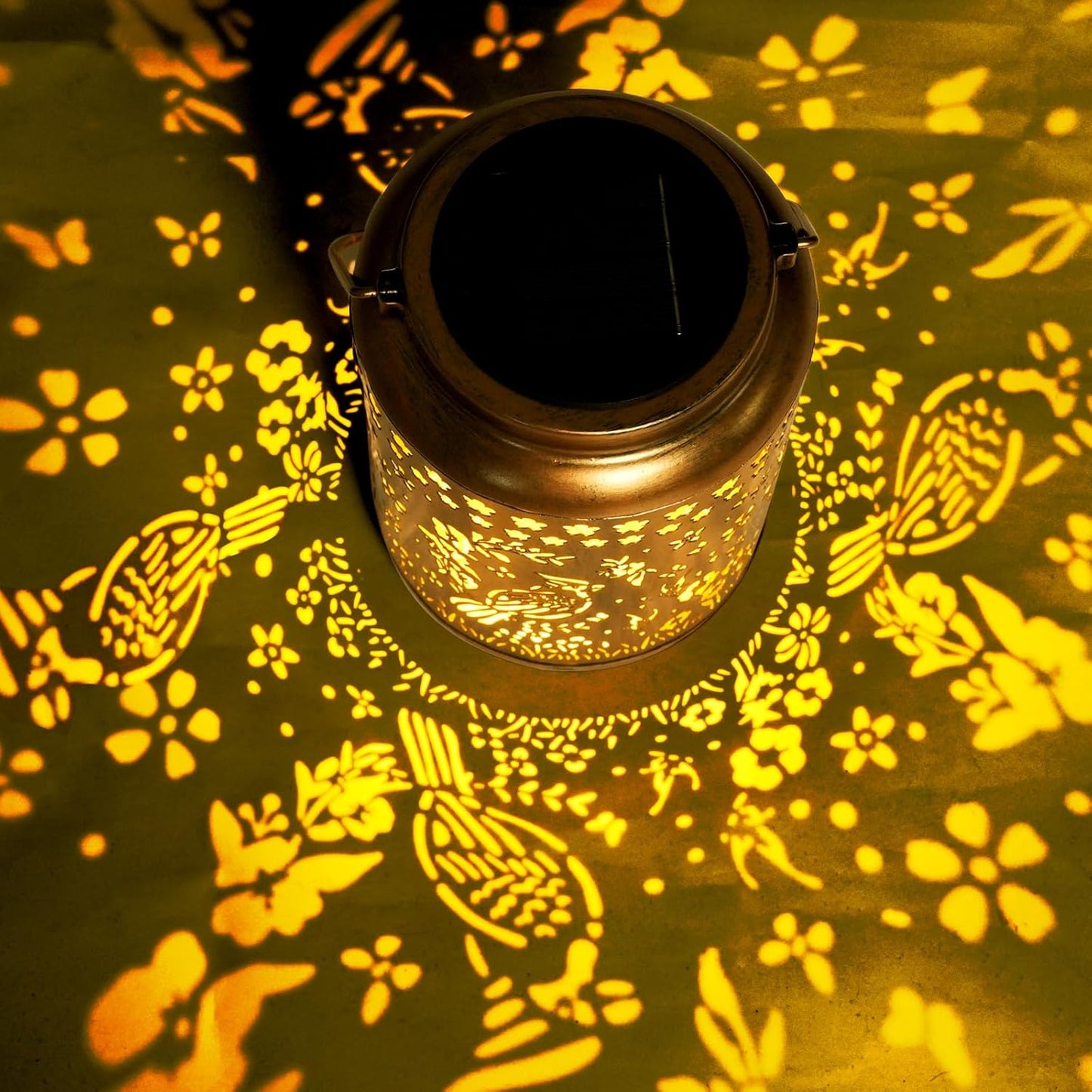 Cardinal Solar Lantern Outdoor Cardinal Decor Garden Decor Waterproof Decor Light Hanging Solar Lights Yard Decor, Gifts for Women Gifts for Mom Gifts for Grandma Cardinal Gifts