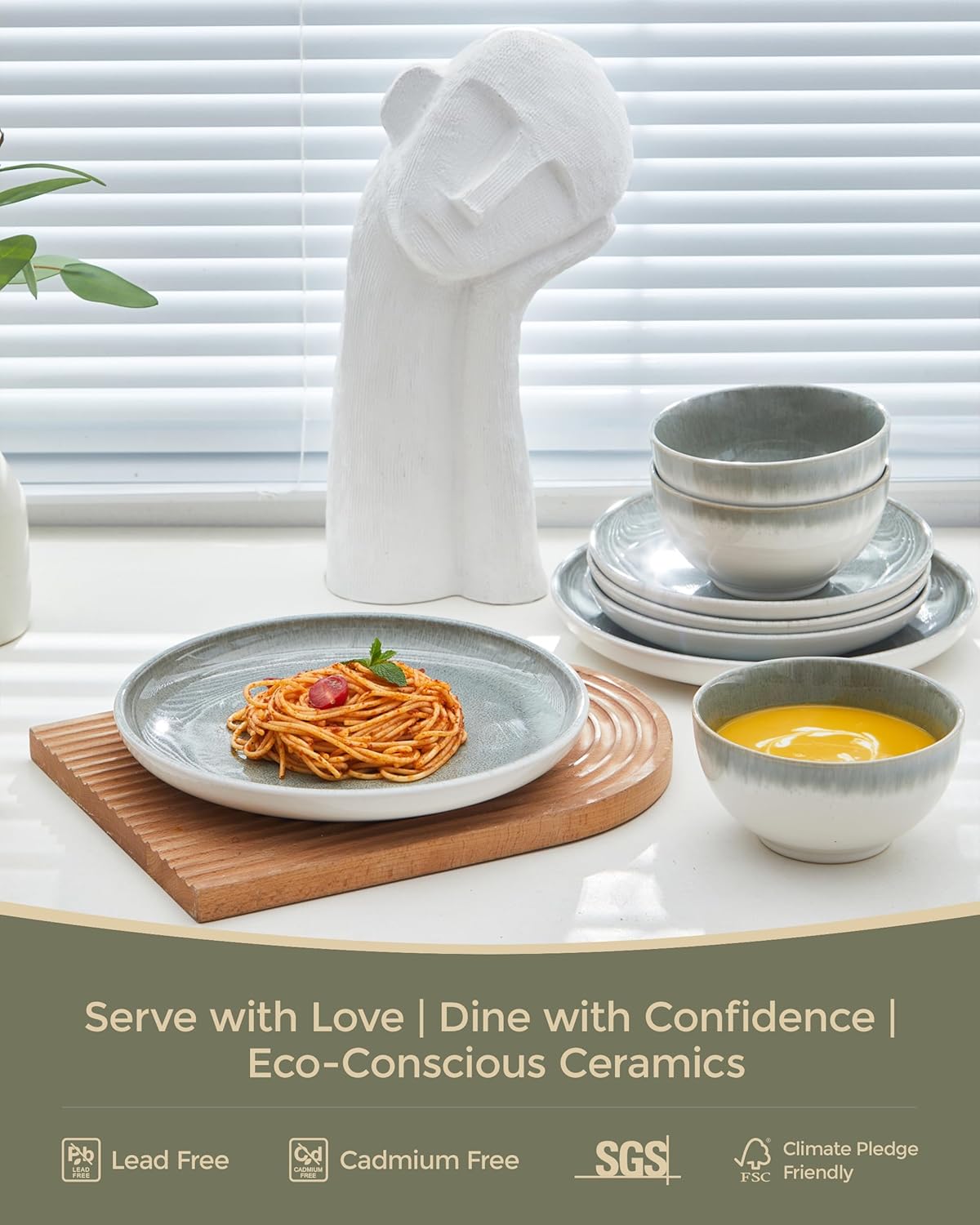 Ceramic Dinnerware Sets for 6, 18 Pieces Stoneware Plates and Bowls Sets, Chip and Stain Resistant Modern Dishes, Dishwasher & Microwave Safe Dinner Set, Gradient Green