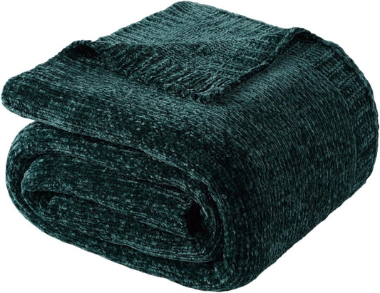 BATTILO HOME Christmas Green Throw Blanket for Couch, Chenille Knitted Blanket for Home Decor, Super Soft Warm Blanket for Bed Sofa Living Room, 51"x67"