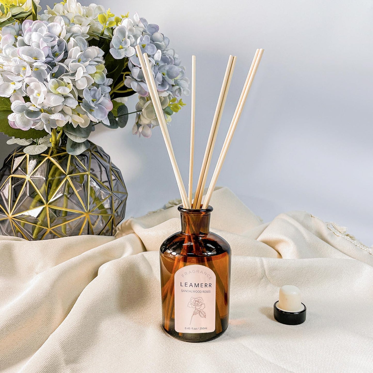 Premium Reed Diffuser Set - 8.8 oz (250 ml) Bedroom Bathroom Living Room Home Fragrance Products Sandalwood Roses Scent 1 Pack