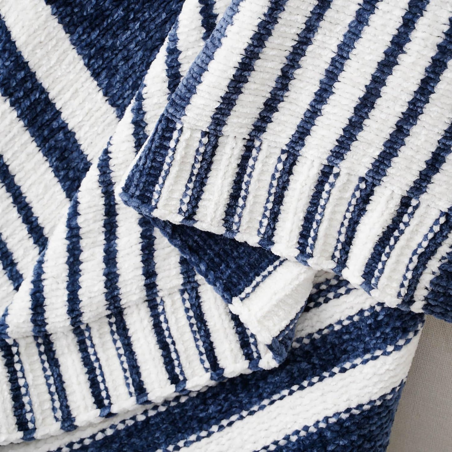 BATTILO HOME Navy and White Throw Blanket for Couch, Navy Throw Blankets, Super Soft Cozy Chenille Knit Throw Blanket for Chair, Sofa, Bed, 51"x67"