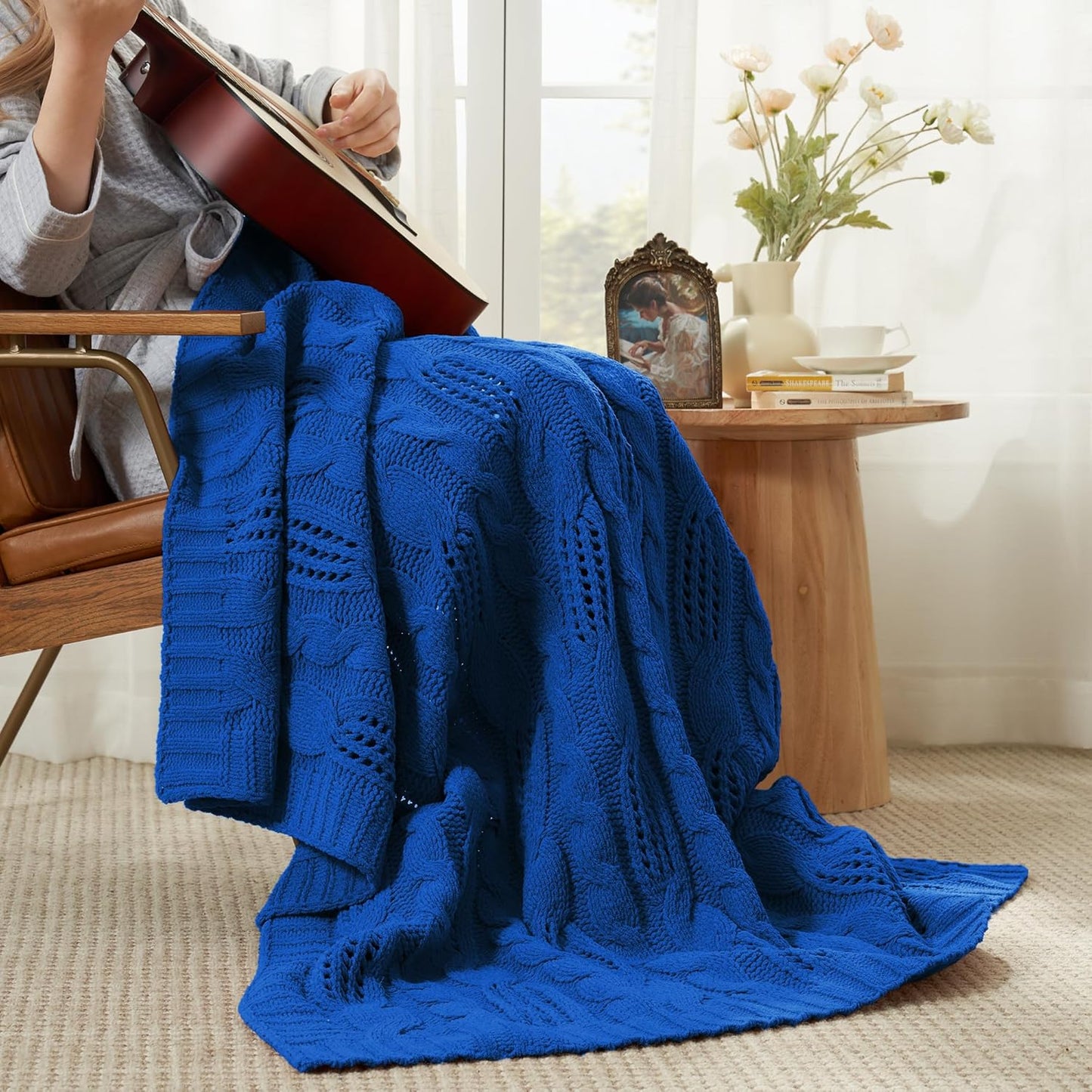 Amélie Home Chunky Knit Throw Blanket, Dual-Sided Soft Chenille Breathable Cable Knitted Blanket for Couch, Farmhouse Decorative Throw for Sofa & Chair, 50"x60", Blue