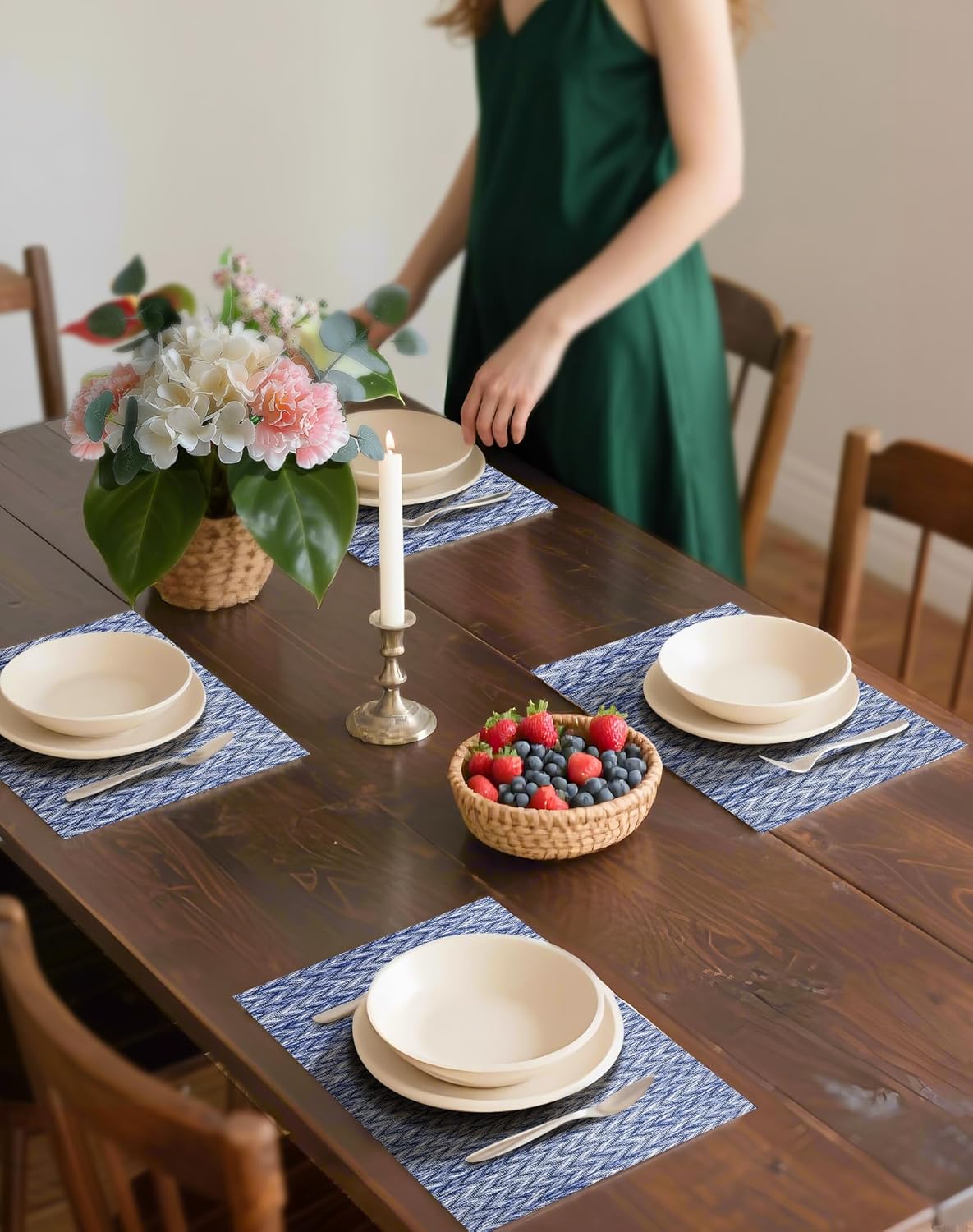 Leetaltree Blue Placemats Set of 6- Heat Resistant Non-Slip Place mats for Dining Table, Washable Durable PVC Vinyl Woven Table Mats（Blue Zigzag, 6）