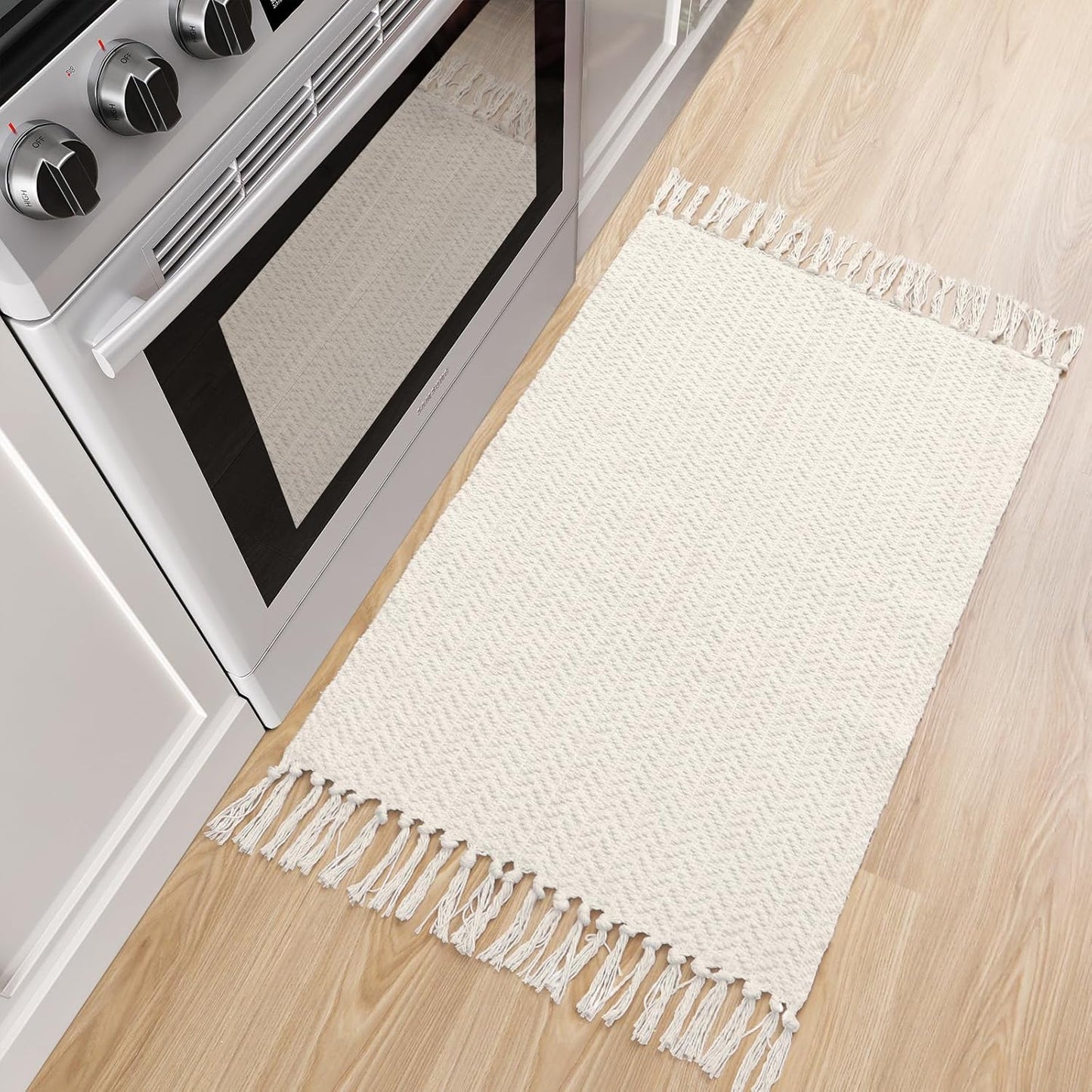 Lahome Boho Bathroom Rugs, Small 2x3 Door Mat Indoor Lightweight Entryway Rug Washable Cotton Area Rug with Tassels, Farmhouse Non Shedding Beige Throw Rug Low Pile Carpet for Kitchen Laundry