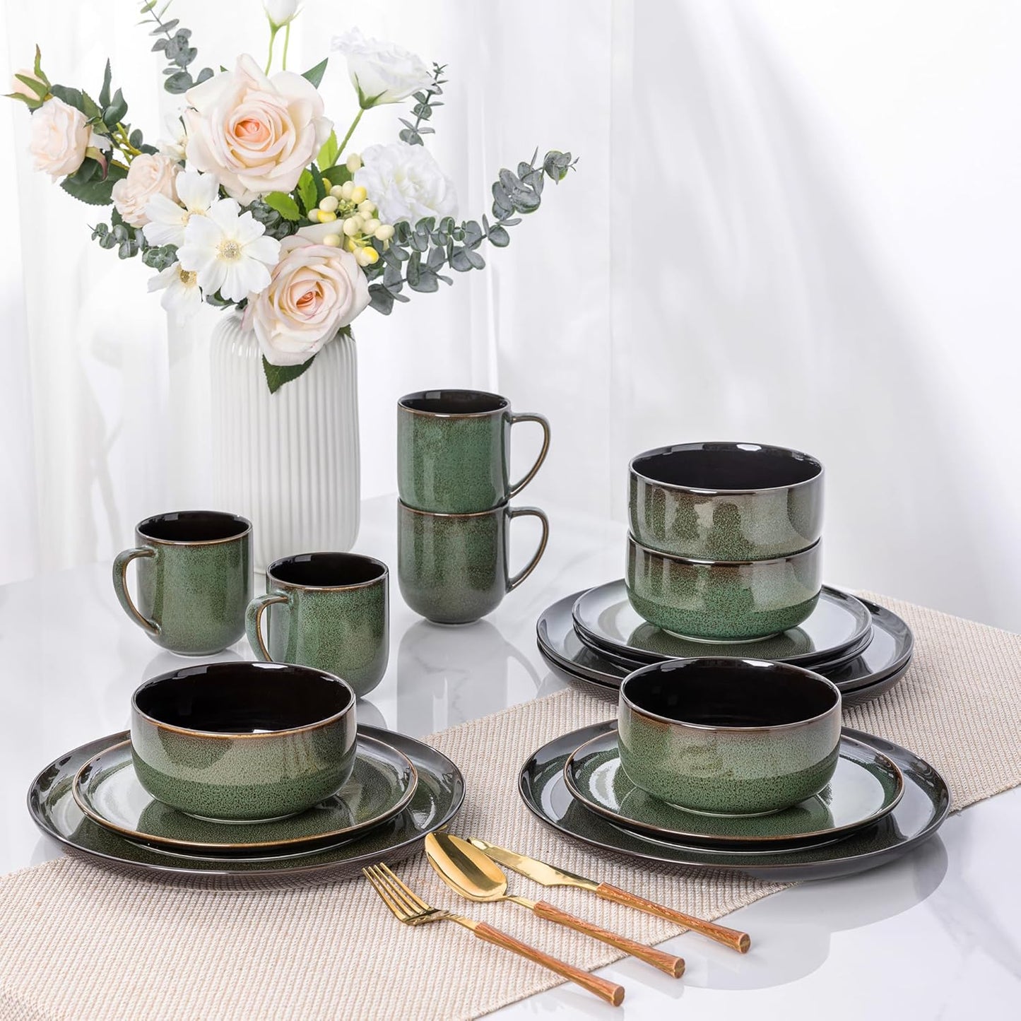 LERATIO Ceramic Dinnerware Sets for 4,16-PieceReactive Glaze Plates and Bowls Set with Mugs,Highly Chip and Crack Resistant | Dishwasher,Microwave & Oven Safe Dishes set-Green