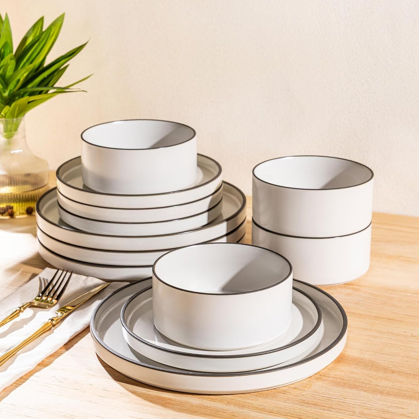 LERATIO Ceramic Dinnerware Sets for 4, High Edge Stoneware Plates and Bowls Set, Chip and Crack Resistant | Oven & Dishwasher & Microwave Safe Dishes Set, Service for 4