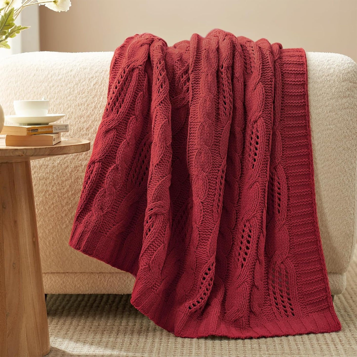 Amélie Home Chunky Knit Throw Blanket, Dual-Sided Soft Chenille Breathable Cable Knitted Blanket for Couch, Farmhouse Decorative Throw for Sofa & Chair, 50"x60", Christmas Red