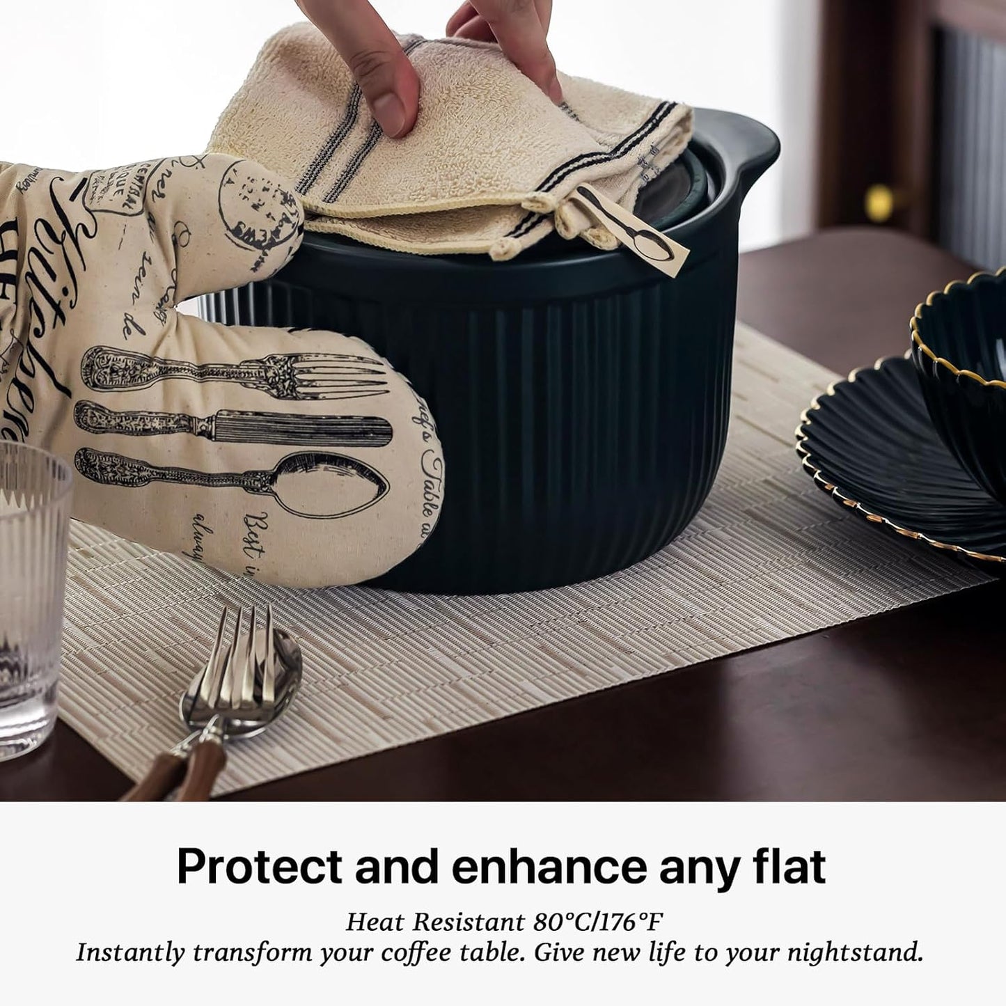 LEXMORE Placemats Set of 8 Vinyl/Plastic Woven Place Mats for Kitchen Table Indoor/Outdoor Washable Placemat Wipeable Dining Table Mats(Pale Beige)