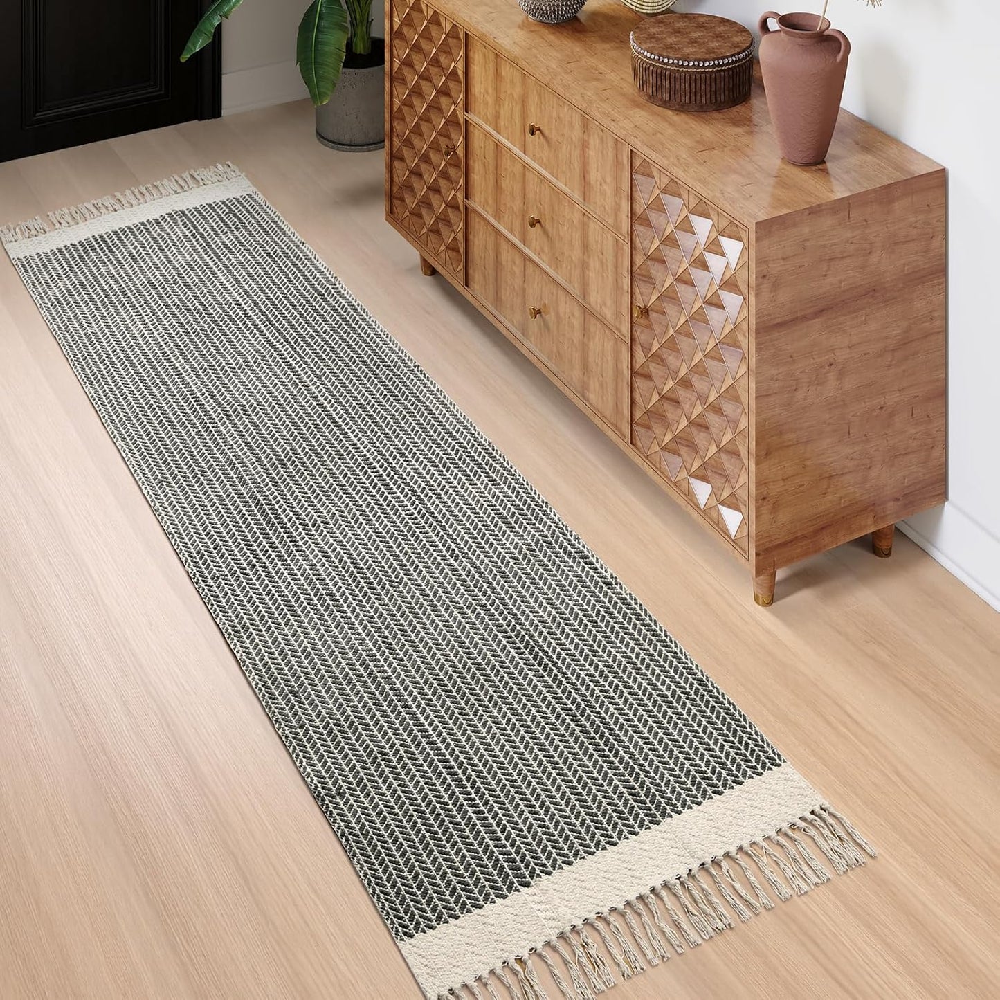 Lahome Boho Kitchen Runner, 2'6''x8 Entryway Rug Lightweight Runners for Hallway Washable Runner Rug with Tassels, Farmhouse Grey Rugs Non Shedding Carpet for Bathroom Foyer
