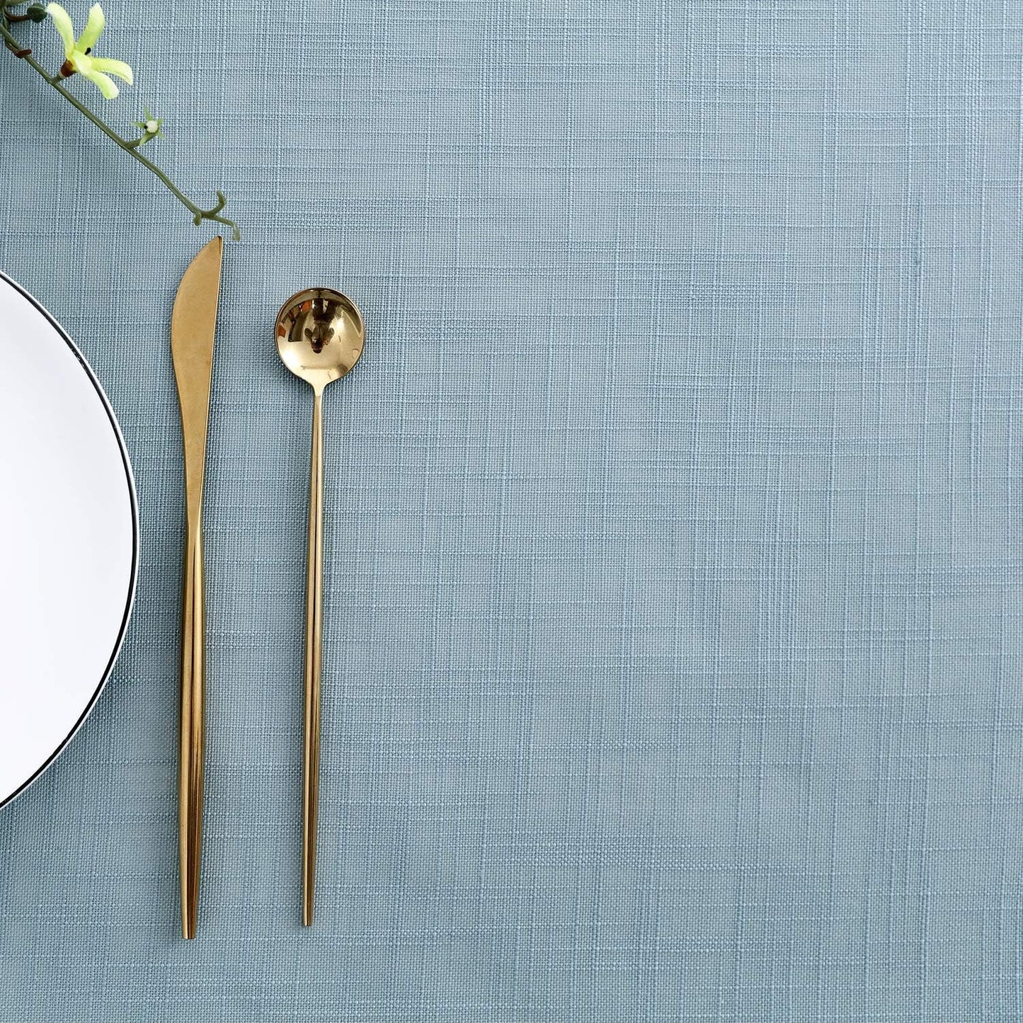 maxmill Lux Faux Linen Tablecloth with Slubby Yarn Textured Weaves Wrinkle Resistant Anti-Shrink Soft Table Cloth for Kitchen Dining Restaurant Tabletop Rectangle 60 x 120 Inch Slate Blue