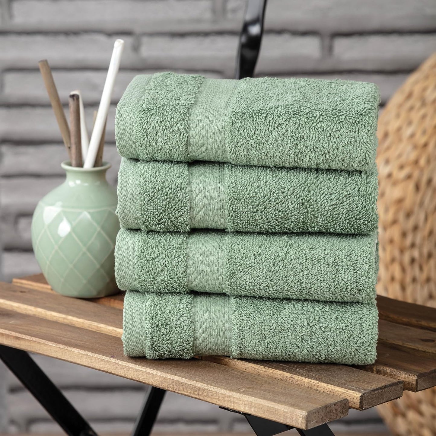 TEXTILOM Washcloths for Body and Face – Hotel and Spa Quality & Soft & Absorbent & Quick Dry Wash Cloths for Your Body – 100% Turkish Cotton Wash Clothes Towel Set of 4 (13 x 13 inches) - Green