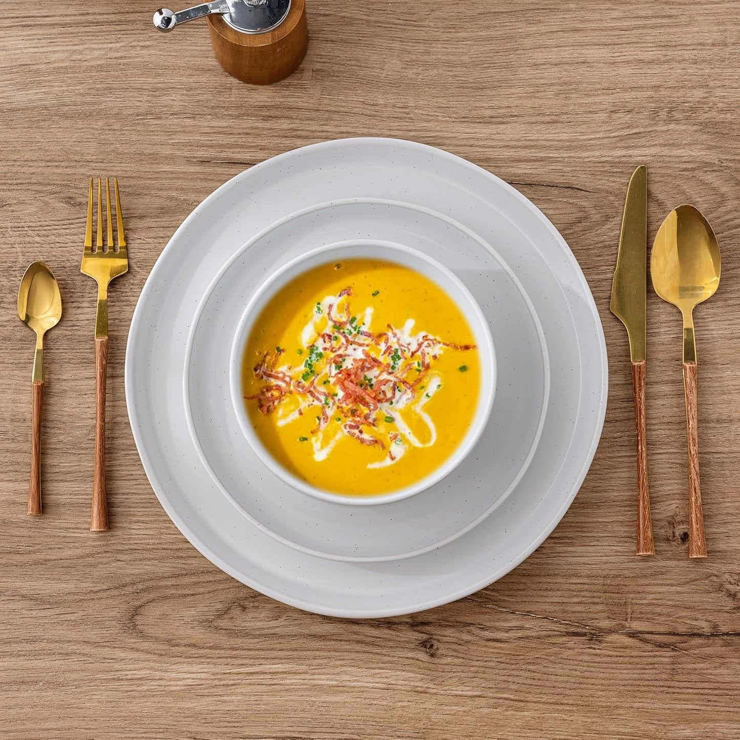 GBHOME Ceramic Dinnerware Set for 4, 12pcs Stoneware Plates and Bowls Sets, Handmade Chip and Scratch Resistant Dishes Set, Dishwasher & Microwave Safe